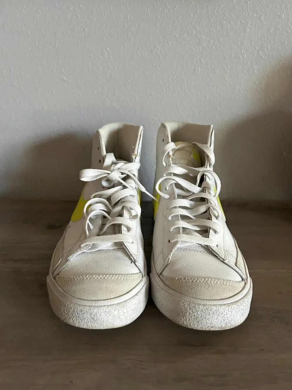 Mens 9.5 Nike Blazers